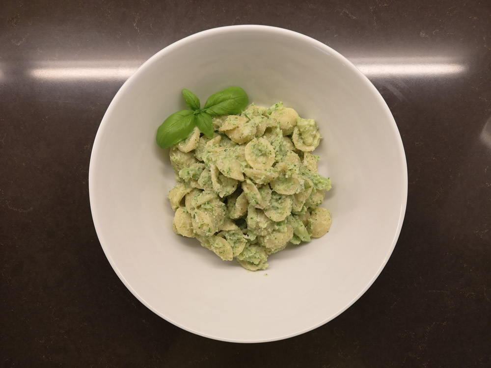 Orecchiette an Ricotta-Broccolicreme